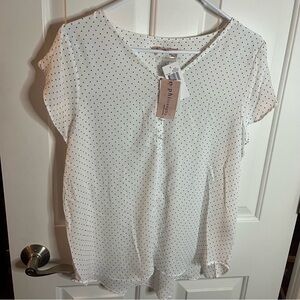 NEW M Philosophy 100% Polyester White and Black Polka Dot Blouse